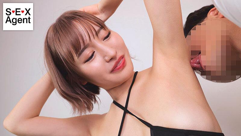 腋顔面圧迫手コキ サンプル画像（大）
