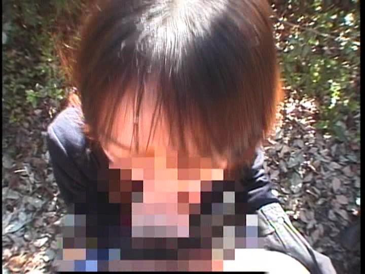 女子校生聖水露出 2ndステージ サンプル画像（大）