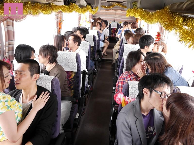 MOODYZファン感謝祭バコバコバスツアー2014 南国バコバコランド大乱交！！ サンプル画像（大）