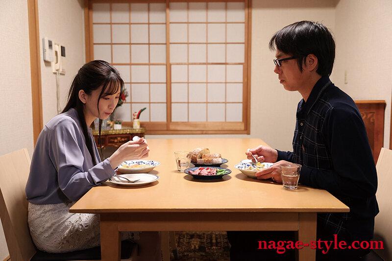 夫以外の男に抱かれる悦び ふしだらで美しい妻の肉体 鈴木真夕 サンプル画像（大）