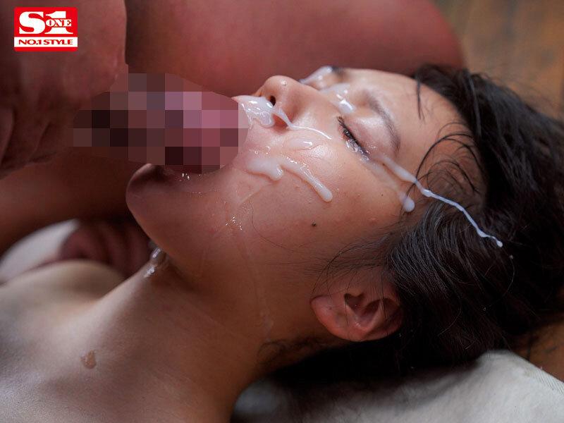 この美しい顔へ精子ぶっかけたい!過去最大246発射!怒涛の顔面射精ラッシュBEST サンプル画像(大)